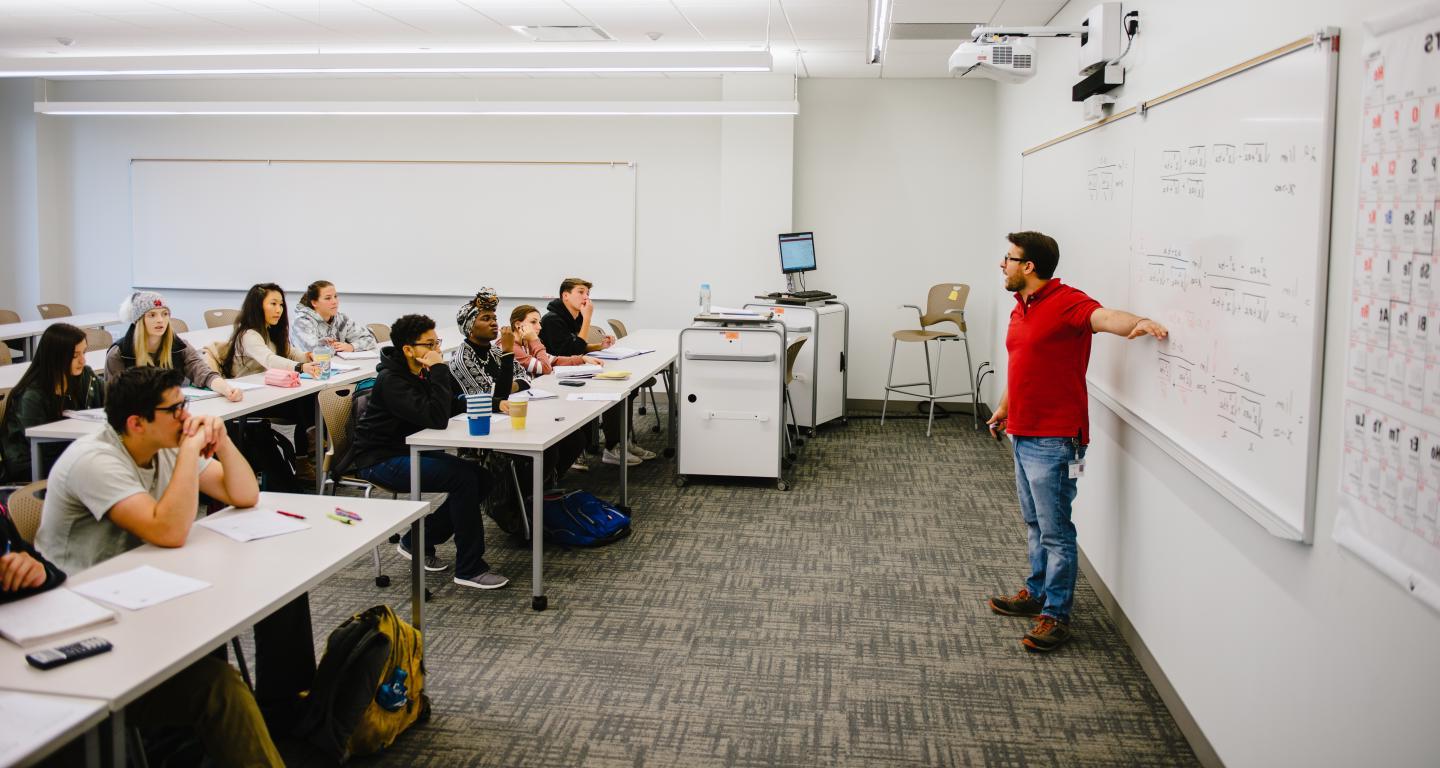 博士讲座. myron wentz science center classroom